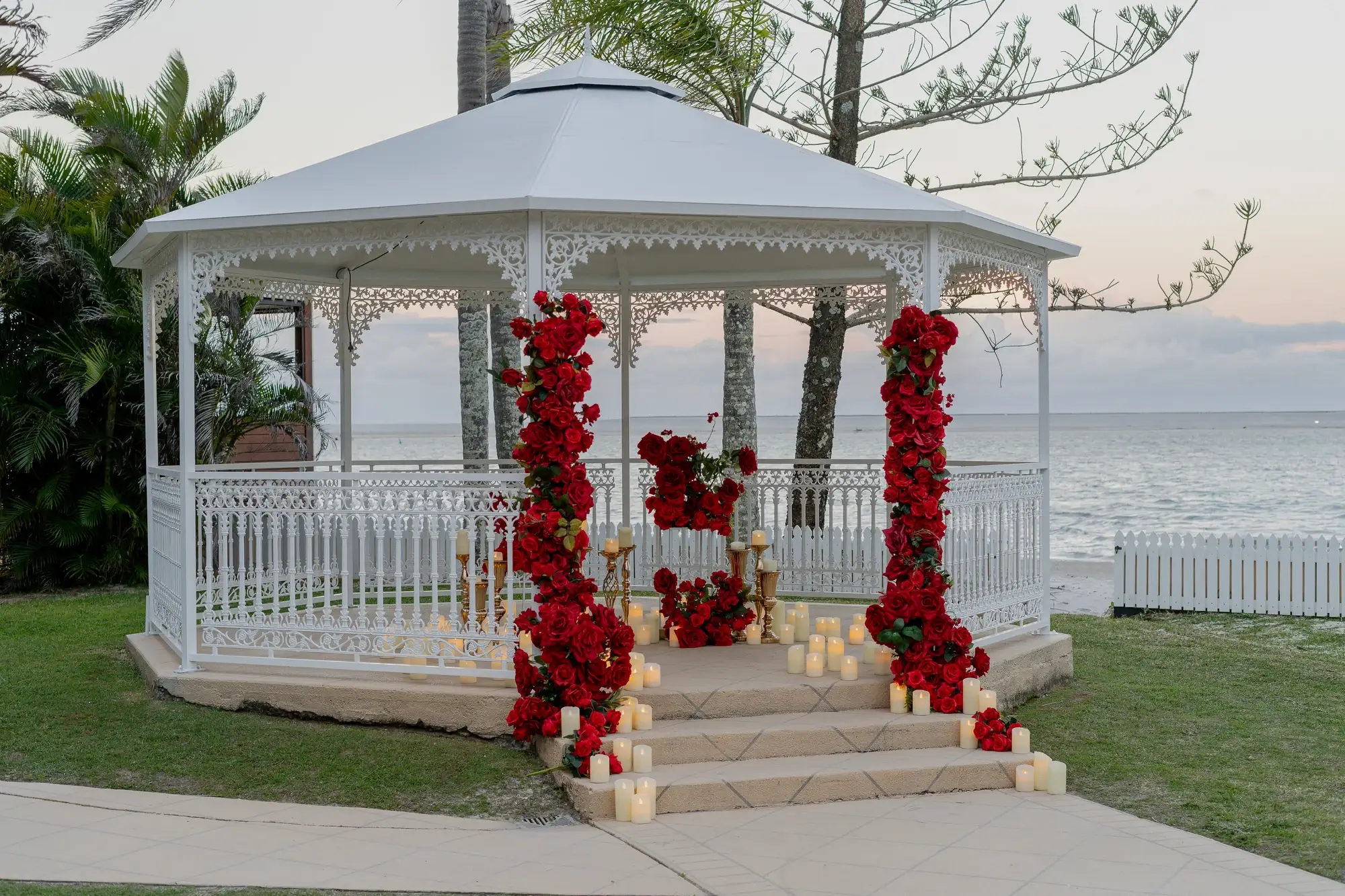 Caleb-Tatum-Unforgettable-Proposals-Golden-Beach-Romantic-Rotunda-08.2026-3-2 Caleb-Tatum-Unforgettable-Proposals-Golden-Beach-Romantic-Rotunda-08.2026-3-2